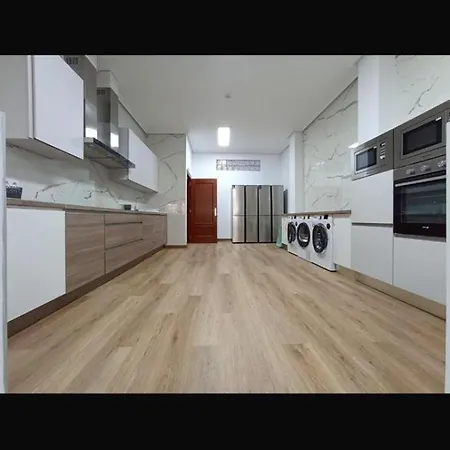 Parque Europa Apartment